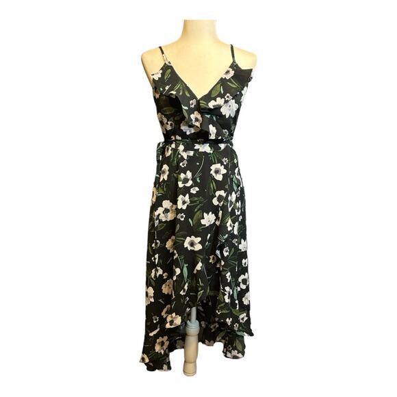 NWT Bebe Black Floral Wrap Dress Size XS DD0566 - Picture 1 of 8